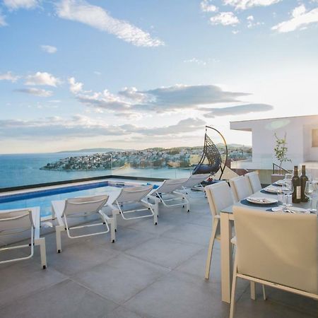 Holiday Home Olive Exclusive - 8 People, Heated Pool, Okrug Gornji, Sea View Traù Esterno foto