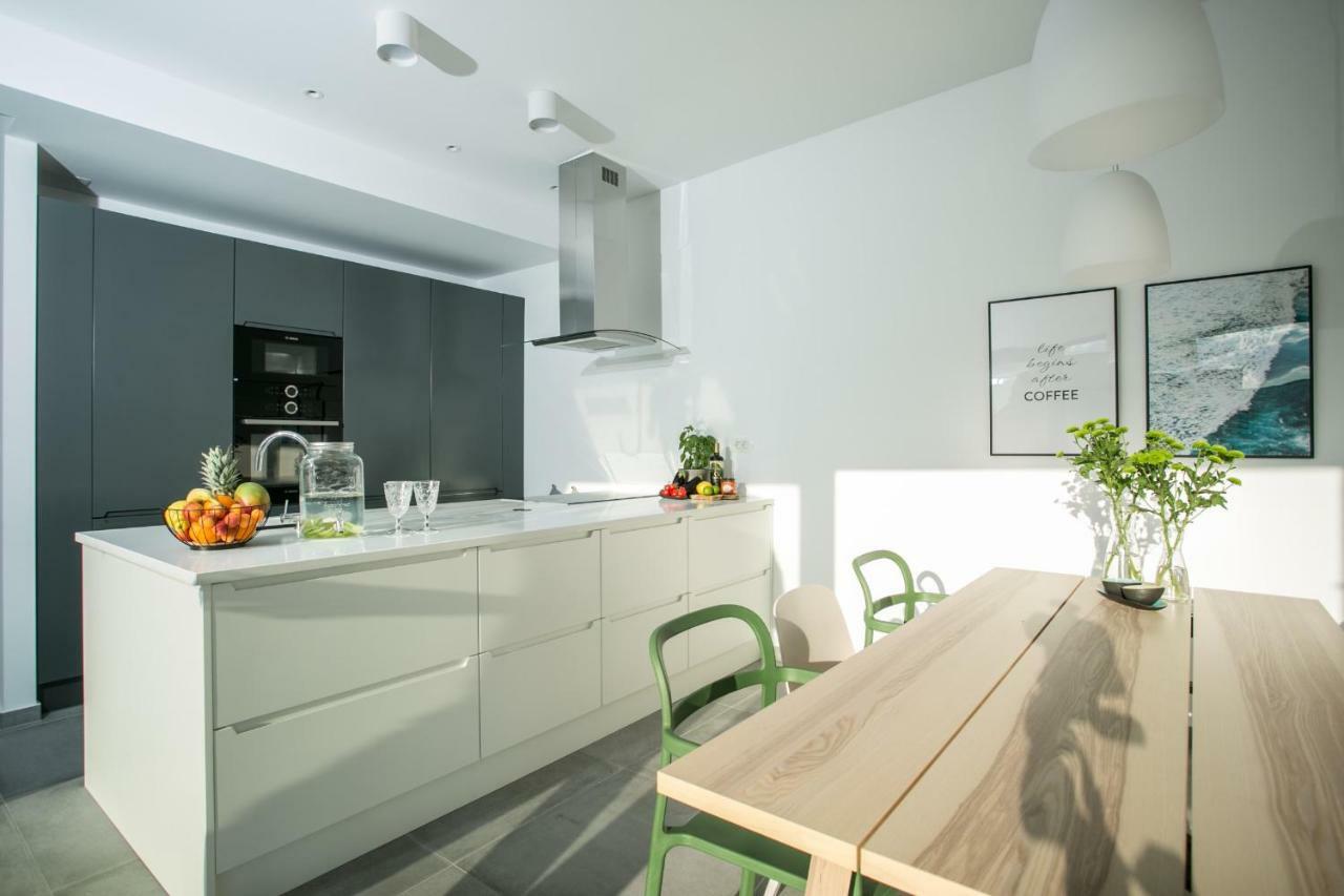 Holiday Home Olive Exclusive - 8 People, Heated Pool, Okrug Gornji, Sea View Traù Esterno foto